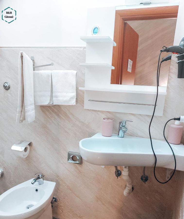 B&B Giosue Neapel Exteriör bild